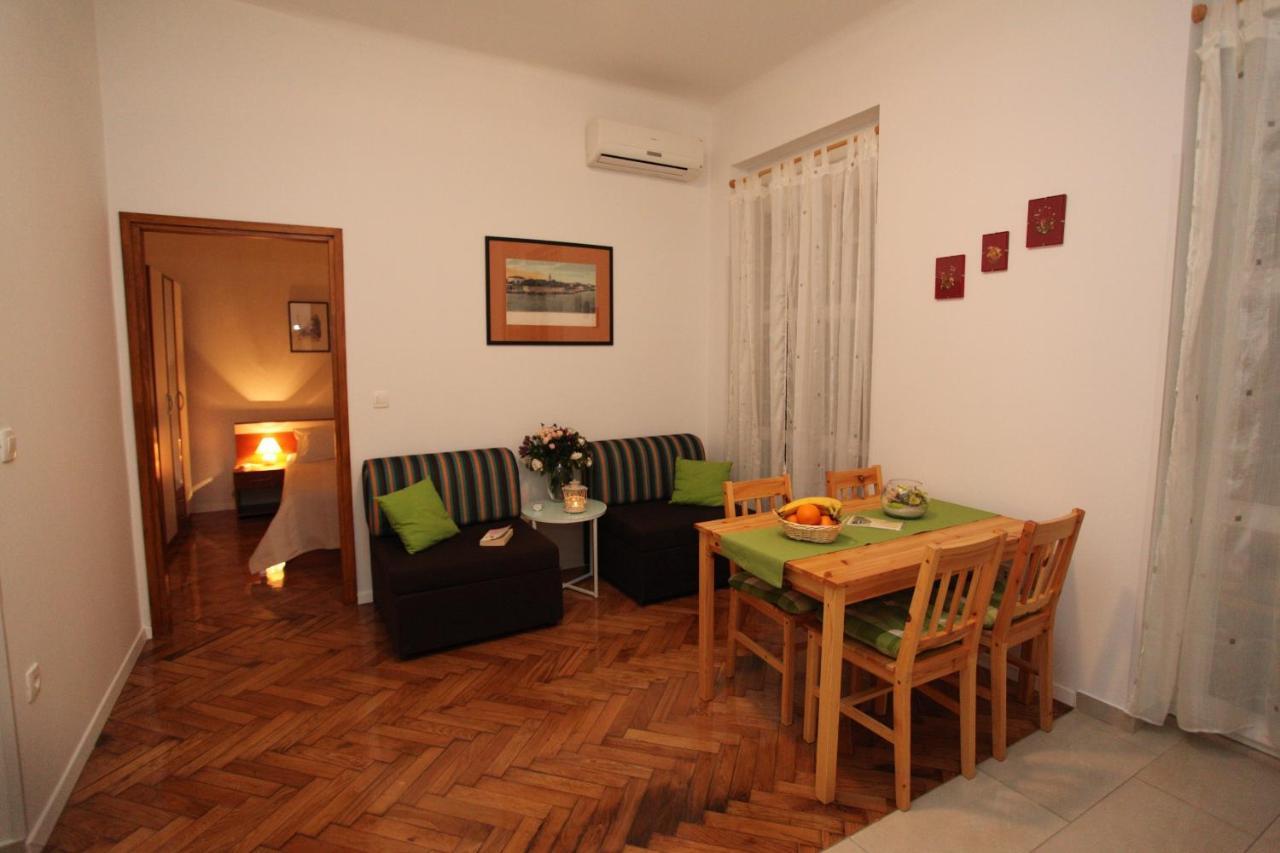Vincent Apt. In Old Town Centre Zadar Zimmer foto